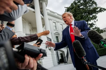 Американские телеканалы возвращаются к освещению мероприятий с Трампом
