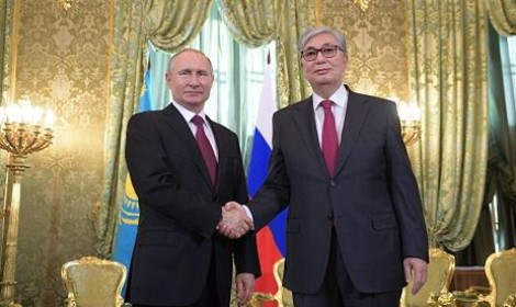 Putin, Tokayev hold informal talks at BRICS summit