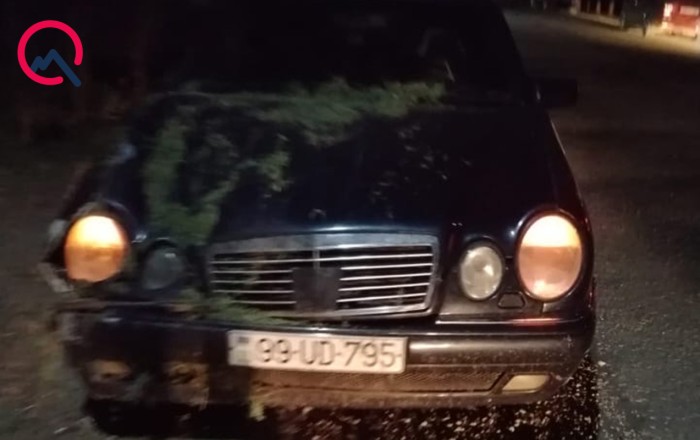“Mercedes” at arabası ilə toqquşdu - 3 nəfər yaralandı