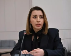 Bakıdan İrəvana qayıdan Kristine Qriqoryan jurnalistlərə nə deyib?