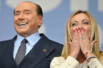Berluskoninin 20 illik rekordunu yenilədi