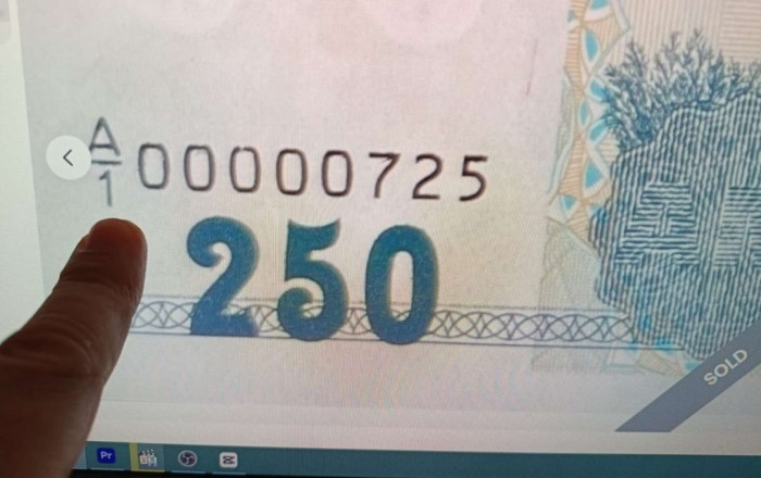 Köhnə 250 manat hərracda yüksək qiymətə satıldı -   VİDEO