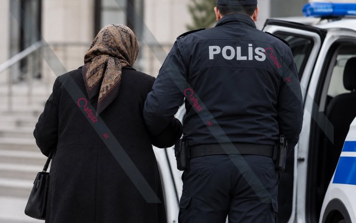 70 yaşlı qadın polis tərəfindən saxlanıldı - Bu əməllərə görə