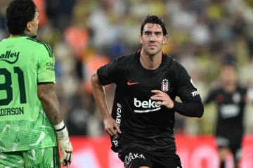 Türkiyə Superliqası: İstanbul derbisinin qalibi "Beşiktaş" oldu - VİDEO