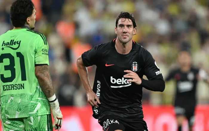 Türkiyə Superliqası: İstanbul derbisinin qalibi "Beşiktaş" oldu - VİDEO