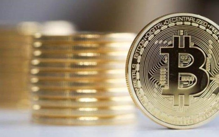 “Bitcoin”in qiyməti 77 min dollardan aşağı düşüb