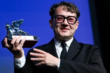 Khrzhanovsky dedicates Venice award to Ukraine