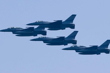 NATO qırıcıları Litva hava məkanına daxil olan dronu vurdu