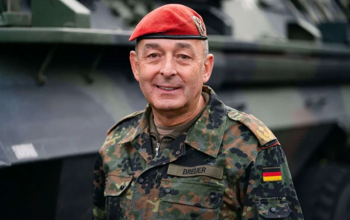 Almaniyalı general NATO Hərbi Komitəsinin yeni rəhbəri seçilib