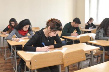 Kolleclərə boş qalan yerlərə ixtisas seçimi başladı