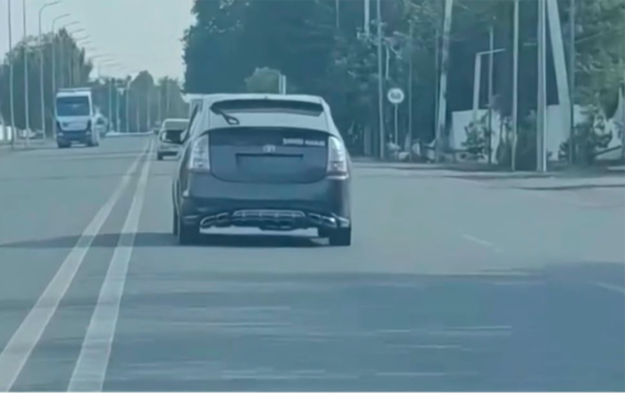 Üzərinə “Şəhid anası” yazılmış nömrəsiz maşınla qaydaları pozdu, saxlanıldı -
