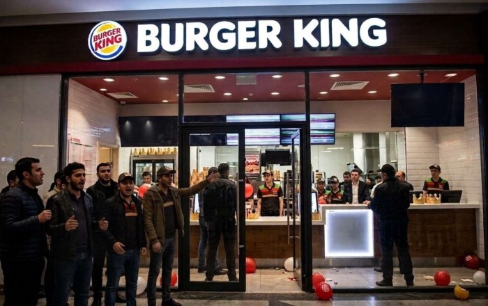“Burger King”in keçmiş işçiləri maaşlarını tələb edir:   Əmək Müfəttişliyindən AÇIQLAMA
