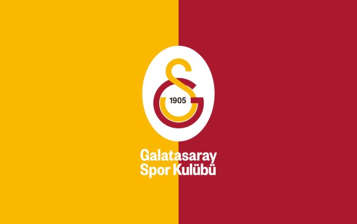 "Qalatasaray" üç futbolçusu ilə yollarını ayıracaq