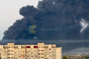 Dronlar Samara şəhərinə hücum etdi: Neft emalı zavodunda yanğın -