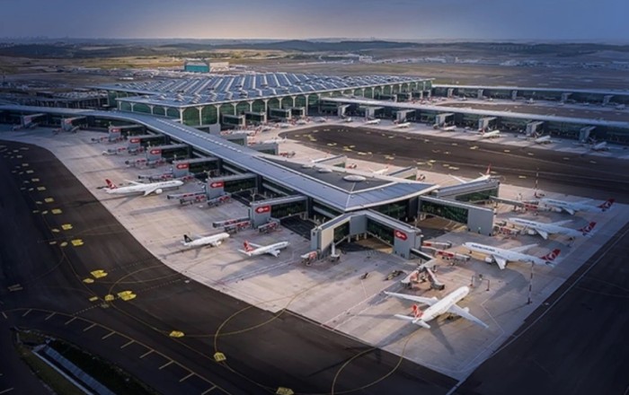 İstanbul aeroportunda yeni uçuş-enmə zolağı istifadəyə veriləcək