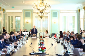 Minister of Economy: Azerbaijan's green energy potential creates new cooperation opportunities for Swiss companies