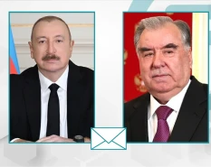 İlham Əliyev Emoməli Rəhmonu təbrik edib