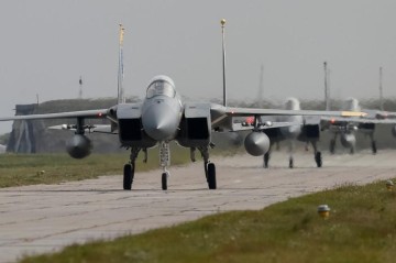 US Air Force colonel recounts Iran shootdown and rescue