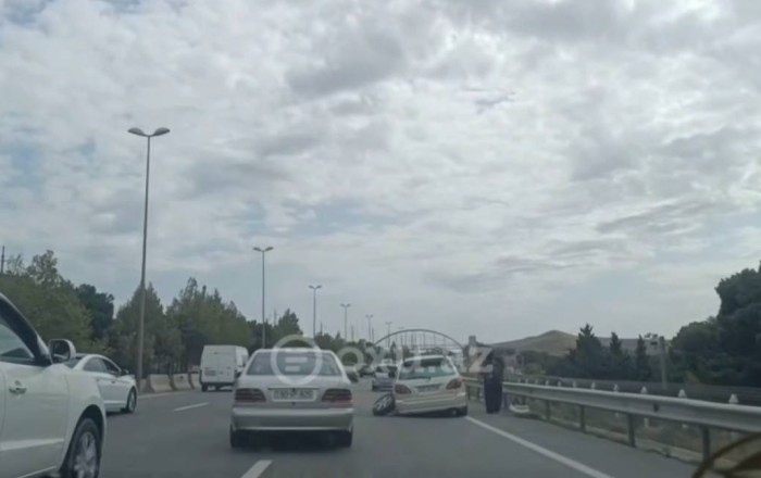 Bakı-Sumqayıt yolunda qəza -