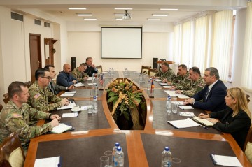 Ermənistan və ABŞ rəsmiləri birgə hərbi təlimləri müzakirə etdilər