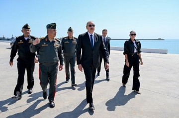 President Ilham Aliyev visited Azerbaijani Navy - Photo