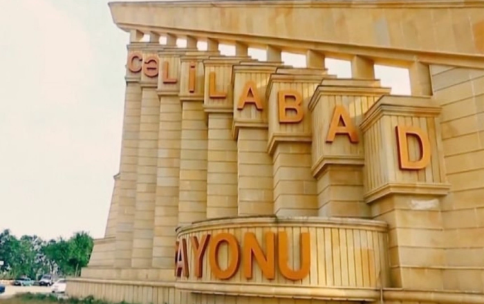 Cəlilabadda sürücü yük maşınını təmir edərkən altında qaldı