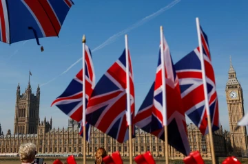 London Aİ ilə münasibətləri yenidən qurmağa çalışır