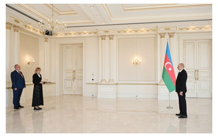 Azərbaycan Prezidenti Estoniyanın yeni səfirini qəbul etdi - FOTO