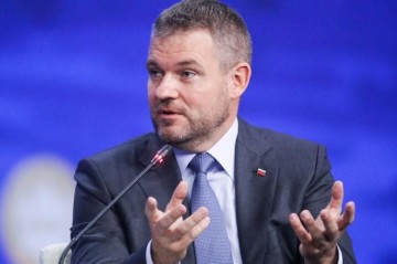 Президент Словакии призвал ЕС активнее добиваться мира на Украине