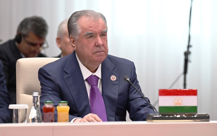 Tacikistan Prezidenti ŞƏT çərçivəsində iqtisadi artım zonalarının yaradılmasını təklif edib
