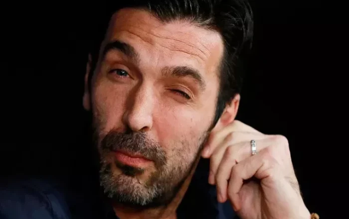 48 yaşlı Buffon kollecə daxil olub: mühasibatlıq diplomu almaq niyyətindədir