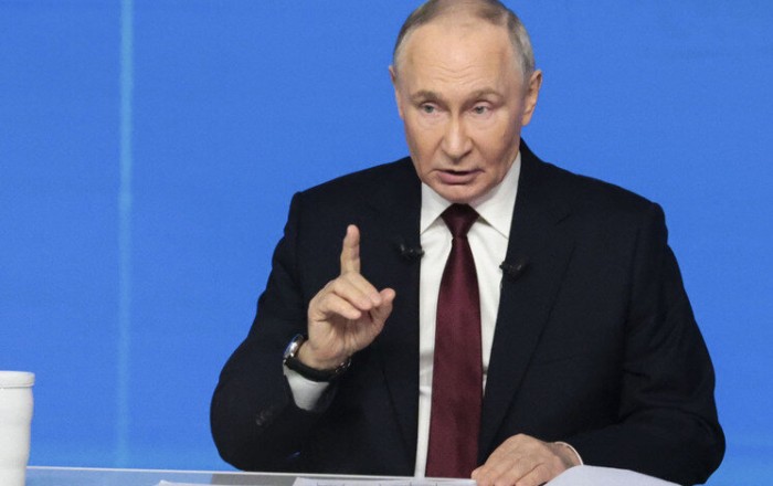 Ruslar Putinə inanırlar? -