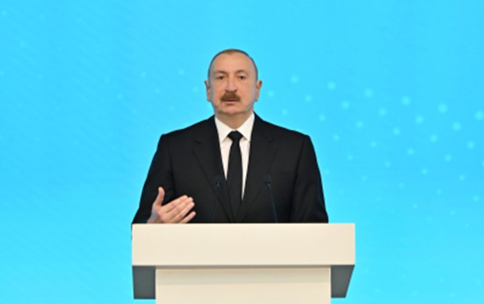 “Dinimizə qarşı elan olunmamış müharibə gedir”