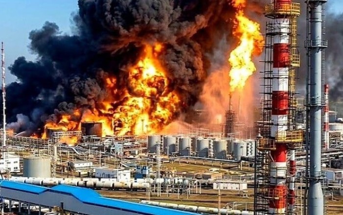 В Казахстане произошел пожар на НПЗ