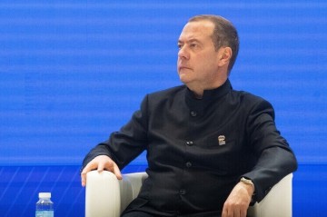 Medvedevdən Almaniyaya açıq hədə: Berlindəki hədəflər də vurula bilər