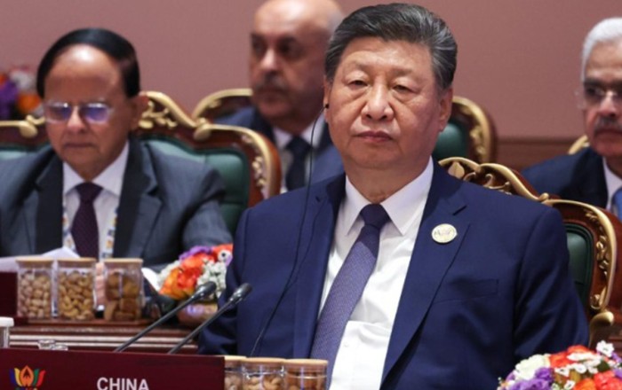 Si Cinpin BRICS-i qlobal Cənubla birləşməyə çağırdı