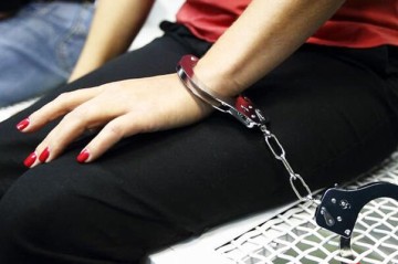 Bakıda “cin çıxaran” qadın saxlanıldı - Cinayət işi açıldı