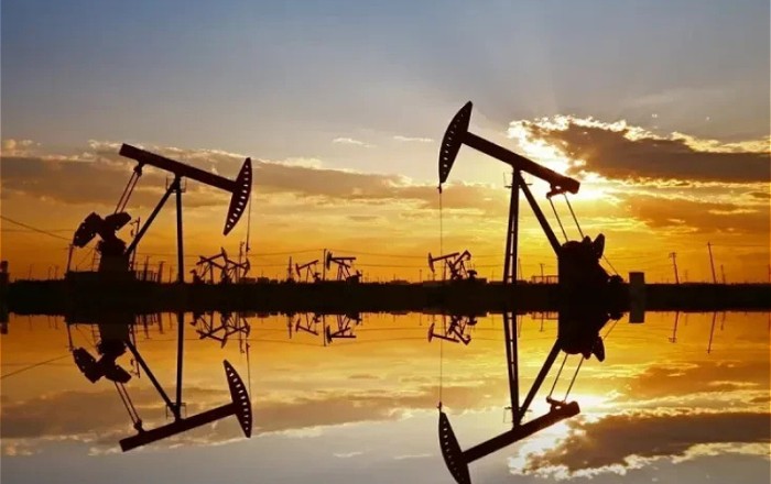 Цена азербайджанской нефти превысила 97 долларов