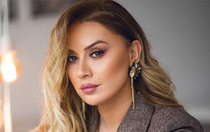 Roza Zərgərli prezidentlərin qarşısında çıxış etdi - Video