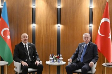 Aliyev, Erdogan hold meeting in Bishkek