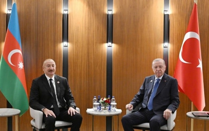 Aliyev, Erdogan hold meeting in Bishkek