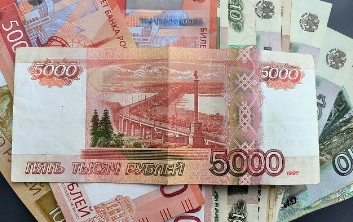 Rusiyada deputatların pensiyası qəpik-quruş imiş - Məbləğ açıqlandı