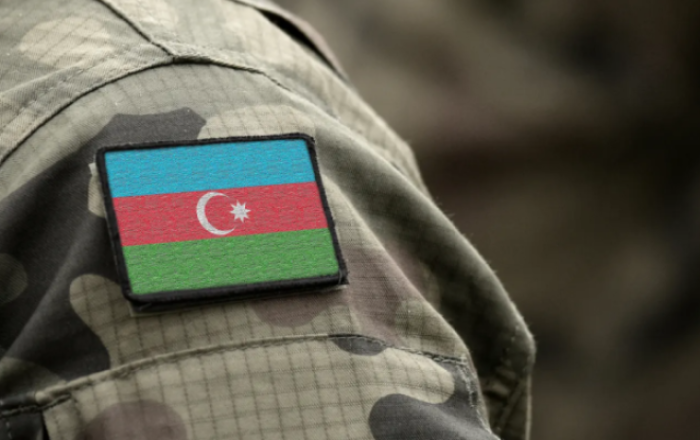 Azərbaycanda hərbçilərin MAAŞI ARTIRILIR