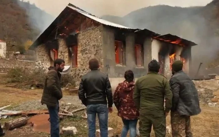 İrəvandan yüksələn "irs" riyakarlığı: Utanmasan, oynamağa nə var ki...