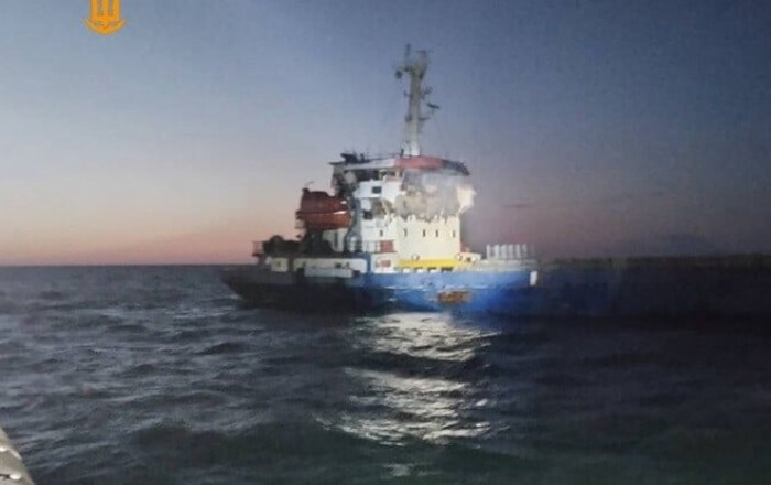Two Azerbaijani sailors killed in drone attack - Video