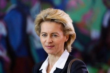 Фон дер Ляйен: ЕК обдумывает запрос Киева на несколько млрд евро на ракеты ПВО