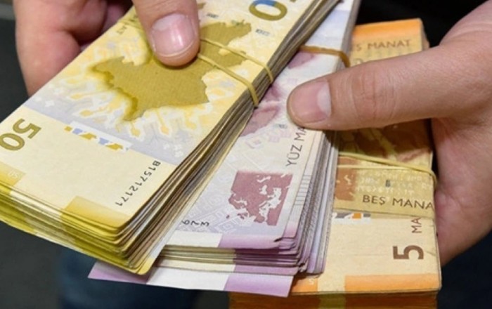 İcra hakimiyyəti bayraq üçün 12 min manatdan çox pul xərcləyəcək