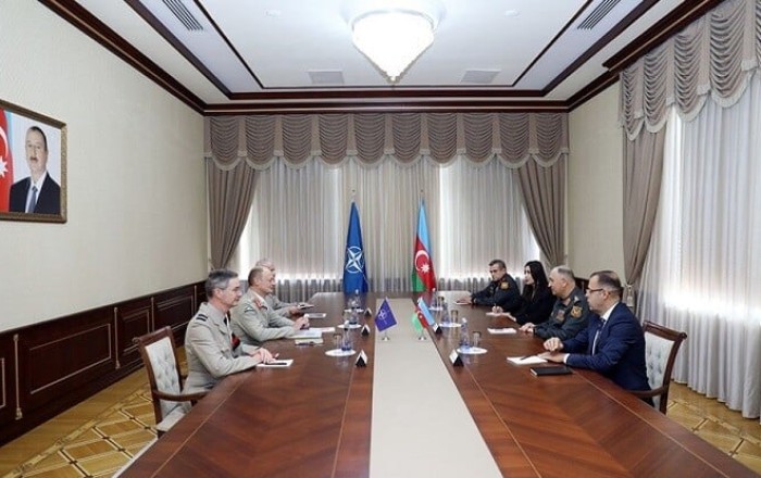 Colonel General Valiyev meets with NATO delegation