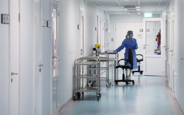 Avtomobilin vurduğu 13 yaşlı məktəbli xəstəxanada vəfat etdi