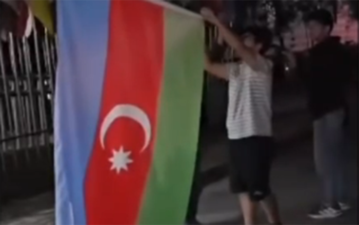 Çində təhsil alan azərbaycanlı tələbədən qürurverici addım - Video